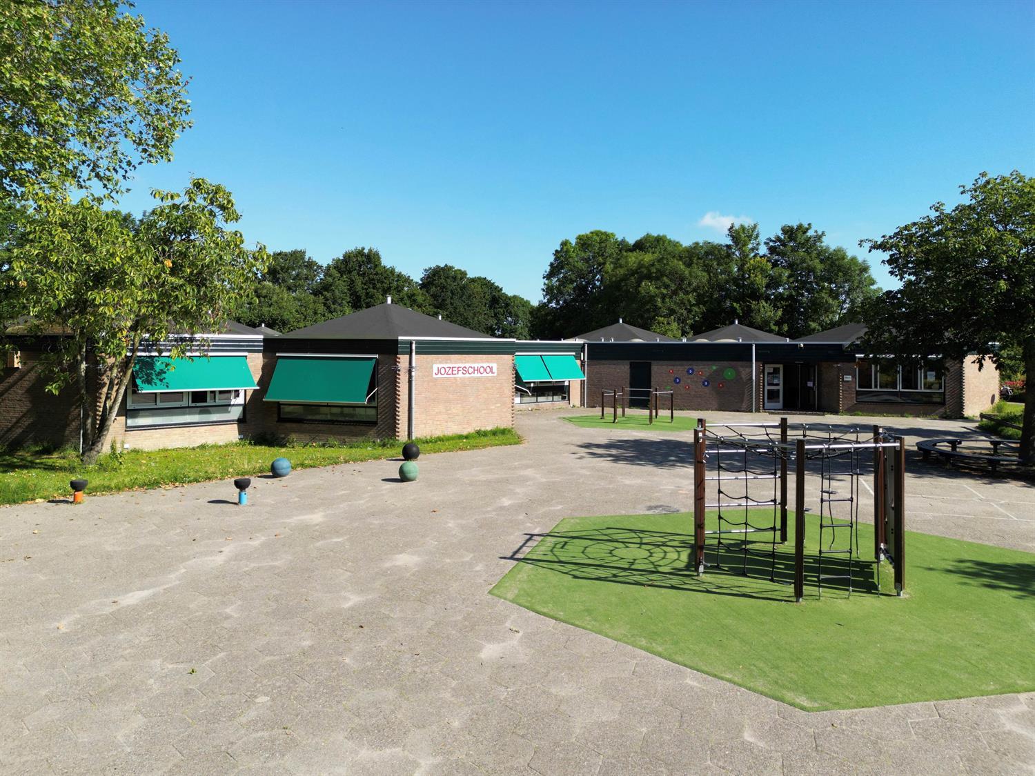 Gebouw en omgeving